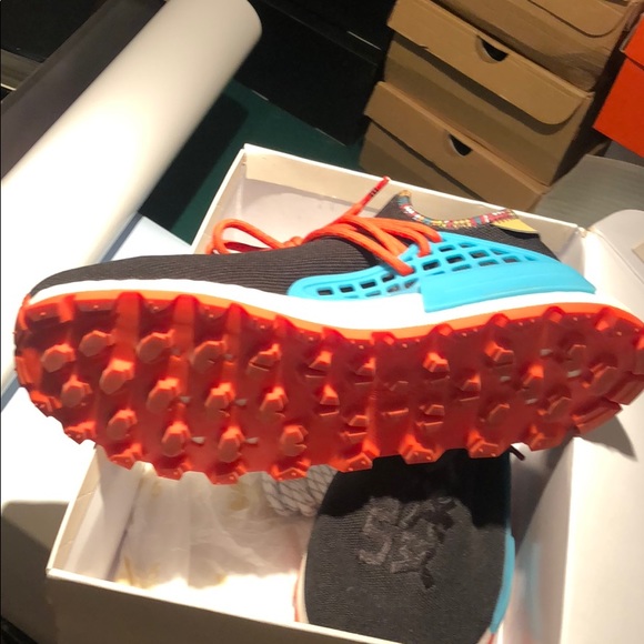 NMD - Picture 2 of 4